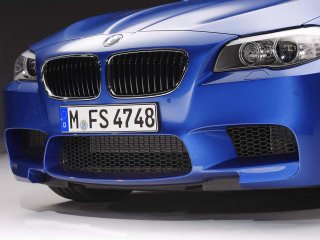 Illustration for article titled 2012 BMW M5: First Photos